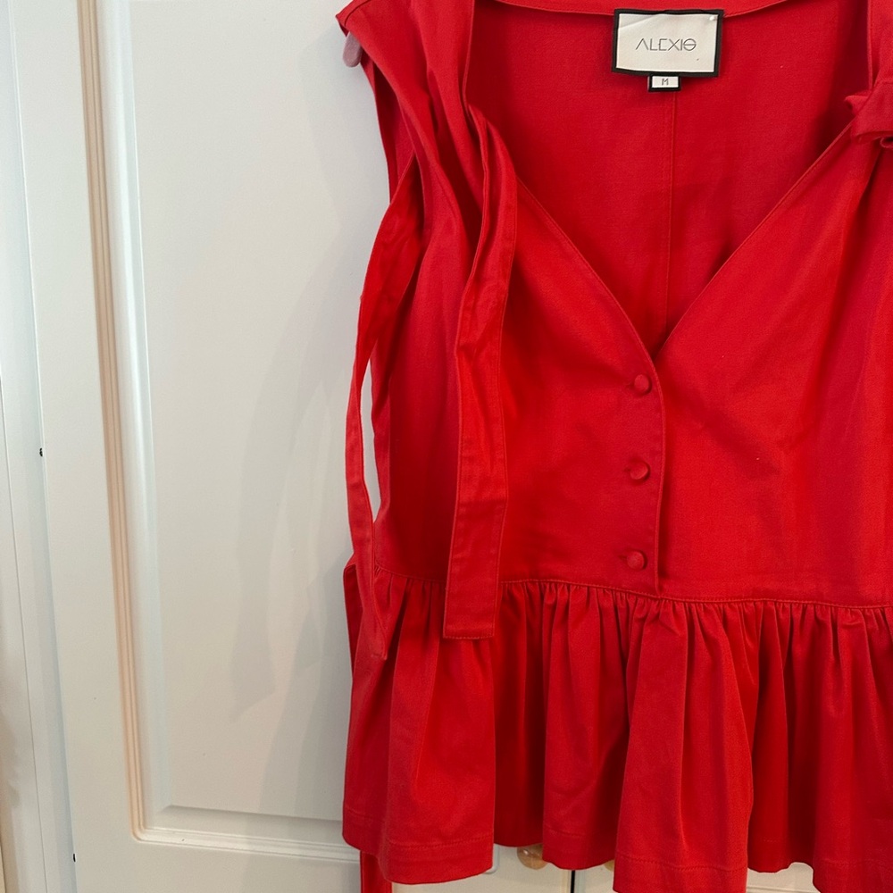 Alexis Red Sleeveless Peplum Blouse with Tie Front SZ-Medium - Picture 5 of 6